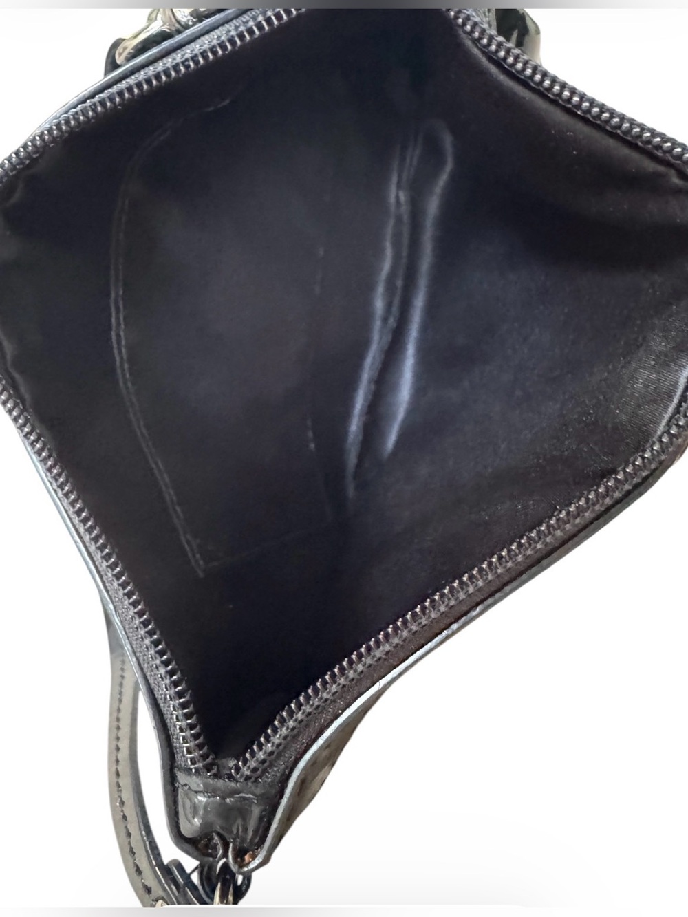 Coach Black Patent Embossed Signature Wristlet - Picture 4 of 7